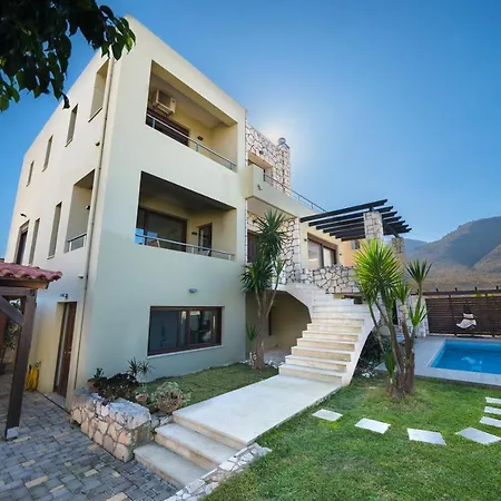 Majestic Crete Heated Pool And Sauna